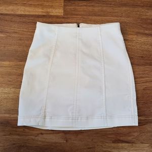 Free People Modern Femme White Denim Pencil Skirt size 4